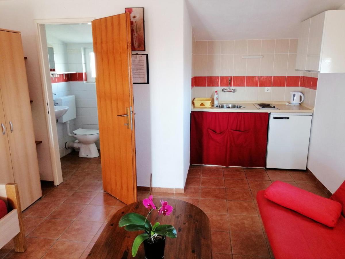 Apartments Brkovic Sukošan Extérieur photo